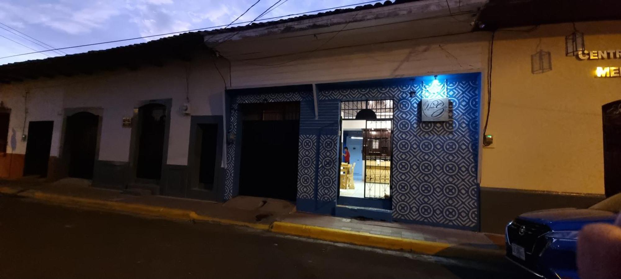 Отель The Wabi Sabi Леон Экстерьер фото